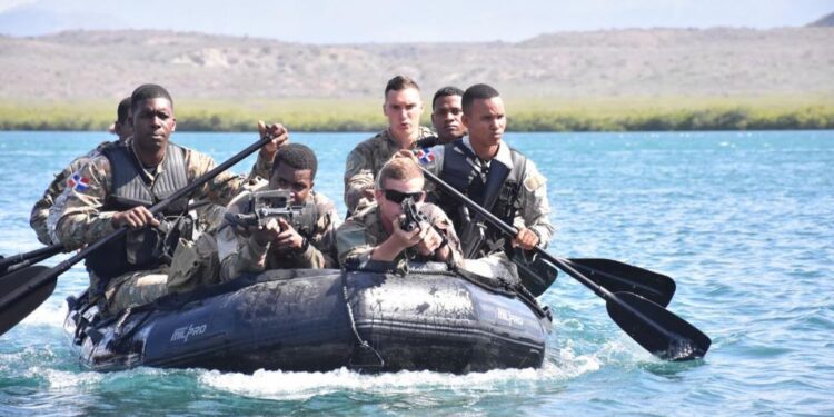 Fuerzas Armadas francesas y dominicanas clausuran ejercicios conjuntos