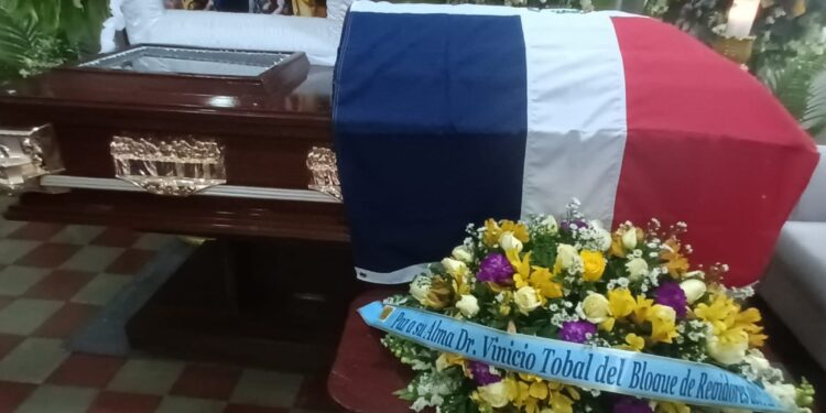 Sepultan a ex presidente del PLD en la provincia Duarte