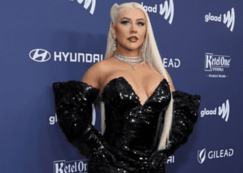 Christina Aguilera deslumbra en los GLAAD Media Awards