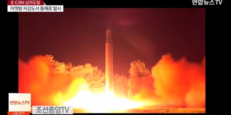 Corea del norte lanza nuevo misil balístico de combustibles   sólido