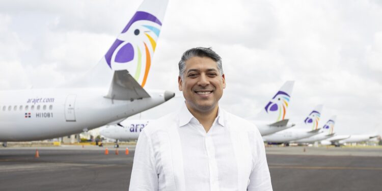 Destacan presencia de Arejet en mercado de aviación civil
