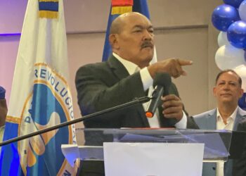 Ramón Alburquerque oficializa su precandidatura a la Presidencia de la República