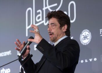 Benicio del Toro fue homenajeado en Premio Platino 