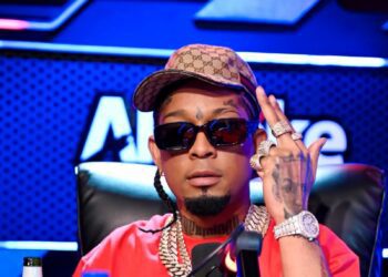 Rochy anuncia concierto y niega romance con Nabila Tapia