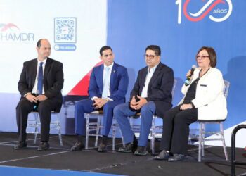 Gerente CNSS se opone a que aseguradoras se involucren atención primaria