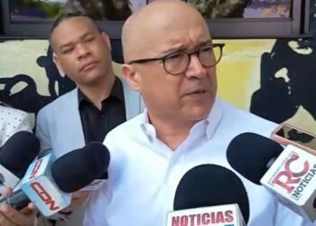 Domínguez Brito exhorta a emprender acciones eviten daños del cambio climatico