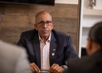 Contralor Santana García precisa tres puntos para luchar contra la corrupción