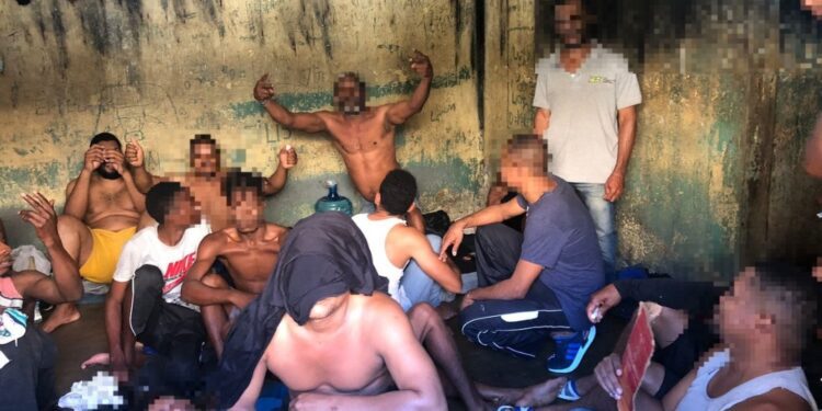 Defensoría Pública denuncia condiciones infrahumanas en destacamento de Montecristi