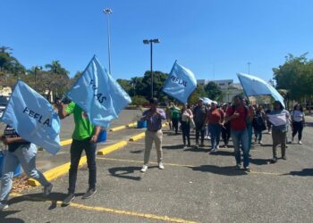 Grupo UASD se queja por el cambio “compulsivo" de graduación de virtual a presencial.