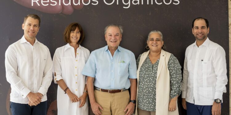 Punta Cana y el BID organizan simposio sobre el futuro de la basura