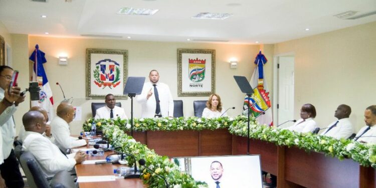Alcalde Santo Domingo Norte rinde cuentas y expresa satisfacción