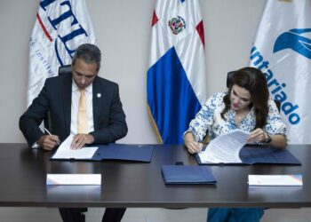 Voluntariado Banreservas otorgará becas a jóvenes de escasos recursos