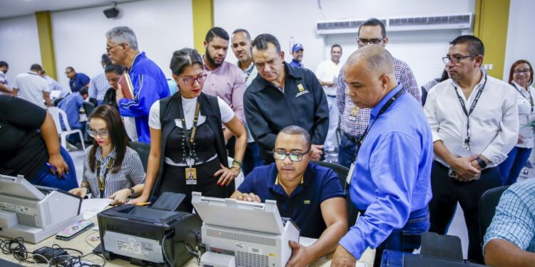 JCE realiza primera prueba local del sistema de cómputo electoral