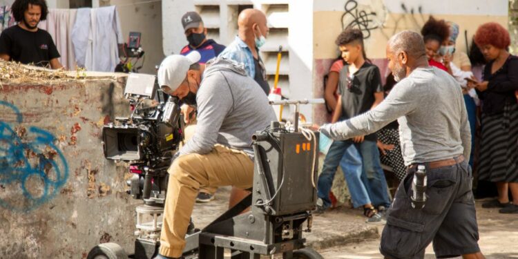 Estrenan canción inspirada en la película Danny 45; continúa en las salas de cine