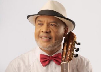 Enrique Feliz presenta “Dando cuerda’ para mamá” en Chao Café Teatro