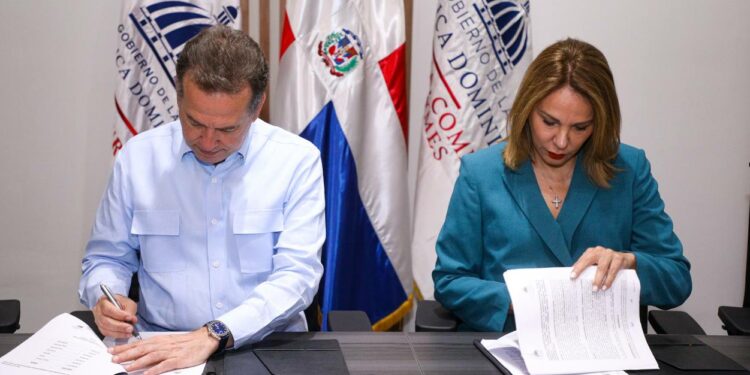 MICM y Cultura acuerdan desarrollar la Industria Creativa