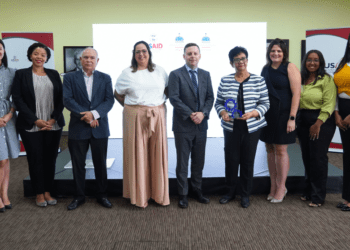 USAID y MESCyT lanzan innovadora plataforma para ayudar a los estudiantes dominicanos