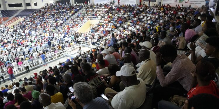 Trabajadores reclaman un nuevo contrato social como garantía de sus derechos