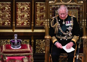 Carlos III, coronado rey de Inglaterra en una histórica ceremonia en la abadía de Westminster