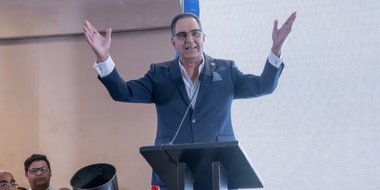 OLA con Luis Abinader juramentó dirección en Gran Santo Domingo