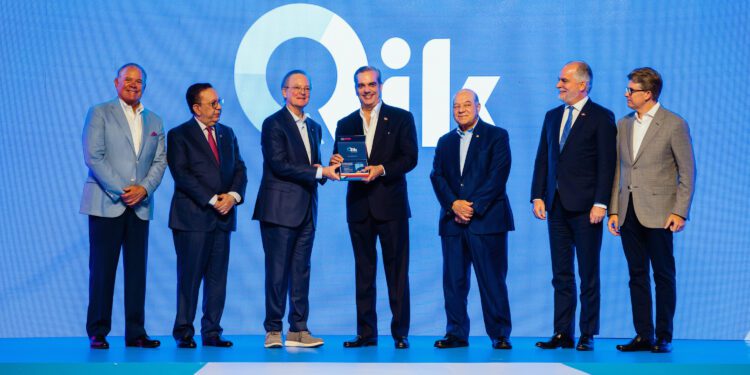 Qik Banco Digital, primer neobanco de RD, presenta su modelo de servicios bancarios