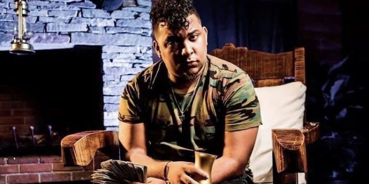 El productor musical LuiyitoX levanta la voz contra su disquera