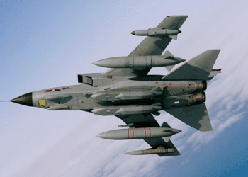 Dos aviones de combate y dos helicópteros rusos "posiblemente derribados" en Briansk (Rusia)