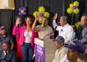 Dirigentes del PRM y FP pasan al PLD en Barahona