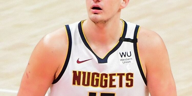 Los Lakers caen ante Nikola Jokic en el primer partido de la final del Oeste