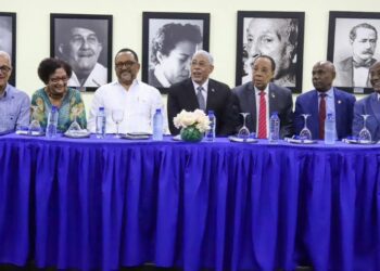 Juan TH presenta su libro “Justicia y Corrupción” con prólogo del presidente Luis Abinader.