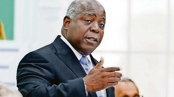 Primer ministro dice Bahamas no suspenderá repatriación de haitianos