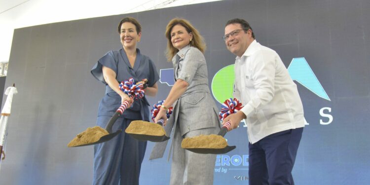 Aduanas construye en el AILA una terminal para manejo de correo expreso