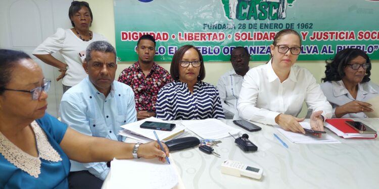 Más presión contra el Gobierno: Gremios de la salud anuncian paro desde mañana martes