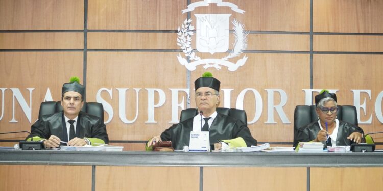 TSE aplaza audiencia a impugnación de resolución de la JCE