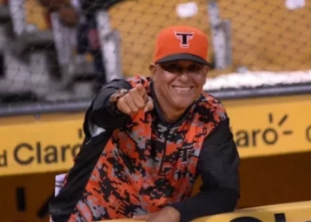Toros anuncian cuerpo de coaches acompañará a Lino Rivera