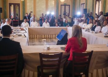 Gobierno y ADP acuerdan trabajar para fortalecer la educación pública