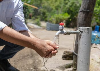 Fundación Popular y FUNDASEP inauguran acueducto en Boca de los Arroyos, San Juan