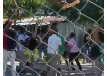 PN aclara conflicto entre estudiantes viral redes sociales ocurrió en otra escuela