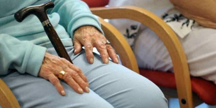 Estudio confirma la importancia del ejercicio físico en residentes de edad avanzada