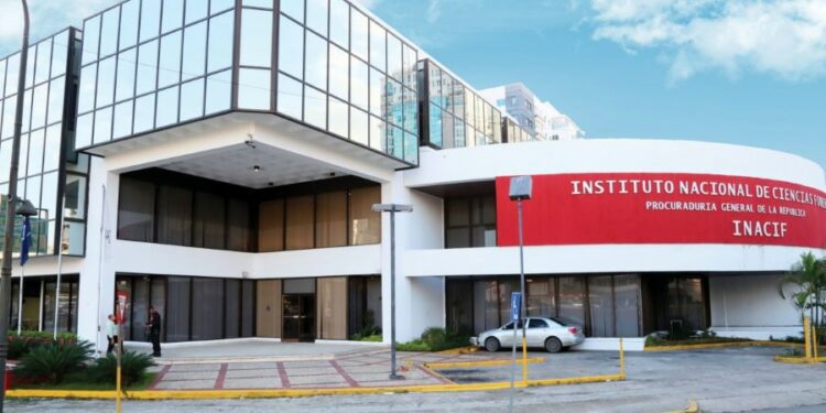 Convocan a concurso para Director General del INACIF.