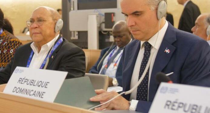 Ministro de Trabajo dominicano alerta sobre el trabajo deslocalizado a nivel internacional.