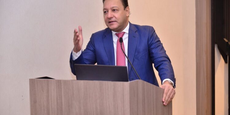 Abel Martínez: “El Estado dominicano lo vamos a manejar, no improvisar”