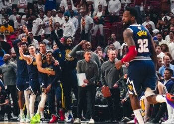 Los Nuggets vencen en Miami y acarician su primer anillo de la NBA