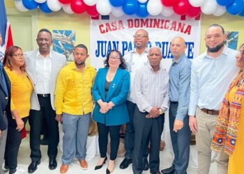 Dominicanos en Montreal realizan la Gran Feria Artesanal