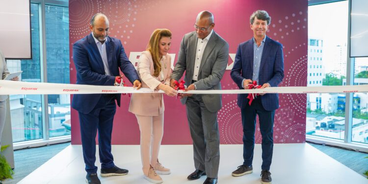 Equifax inauguró su oficina corporativa en República Dominicana