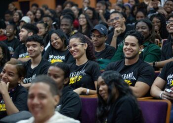 Envían más 2,500 estudiantes dominicanos a Estados Unidos 