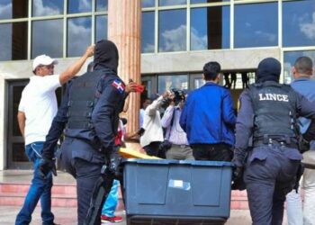 Enviados a prisión tres implicados en la operación Halcón IV