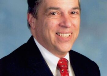 Muere en prisión exagente del FBI que espió para la Unión Soviética y Rusia