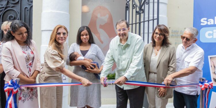 BHD y ADN inauguran primera sala de lactancia en la Ciudad Colonial