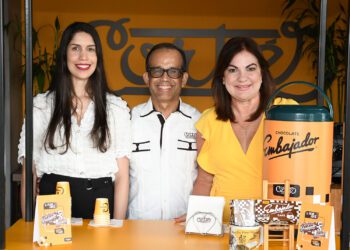 Cortés Hermanos presenta nuevo producto: Chocolate Embajador Café